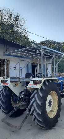 ટ્રકટર ની છત્રી વેચવાની છે .