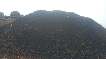 ખાતર વેચવાનું છે