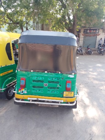 थंबनेल 3