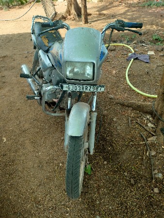 ટુ વ્હીલર વેચવાનું છે