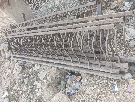 grill vechvani chhe lokhand ni