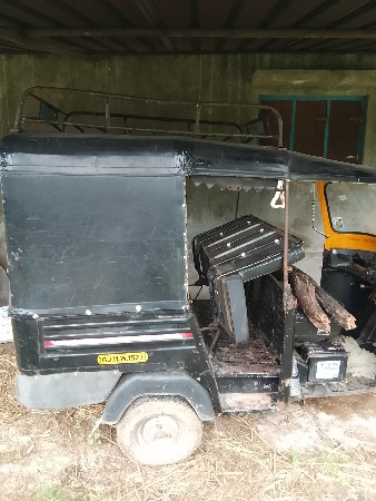 રીક્ષા વેચવાની છે