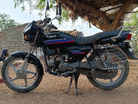 ટુ વ્હીલર વેચવાનું છે