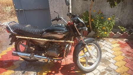 સ્પ્લેનડર પ્લસ વેચવાનું છે