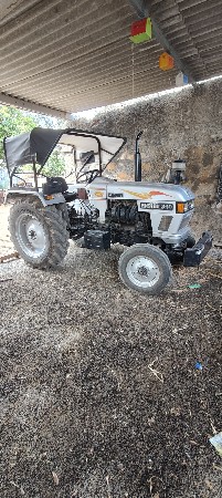 ટ્રેક્ટર વેચવાનું છે368