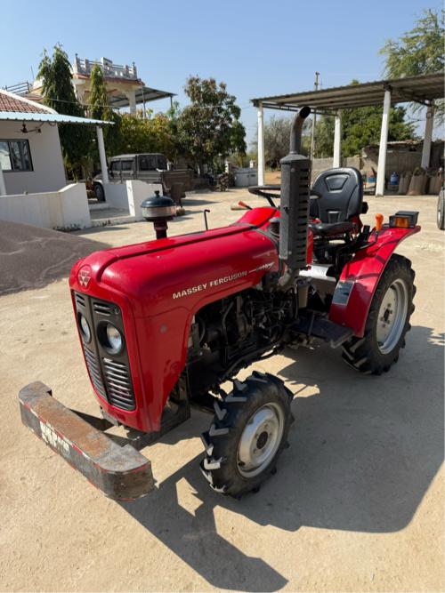 Massey 5118 4x4 
Model 2023/09
Mo : 9925412153
