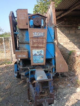 માંડવી અને ચણા નું થ્રેશર