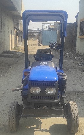 D.k ચેમ્પિયન 15hp વેચવા નુછે