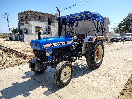 New Holland 3032 Sonalika 740.
