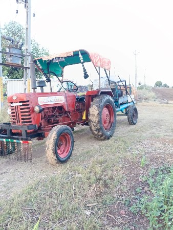 ટેકટર કપ્રેસર વેચવાનું છે