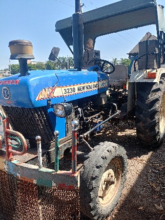 NEW HOLLAND 3230 NX PLUS