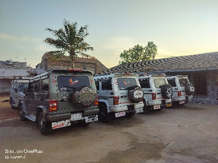 બોલેરો કેમ્પર કે સોટ બોલેરો