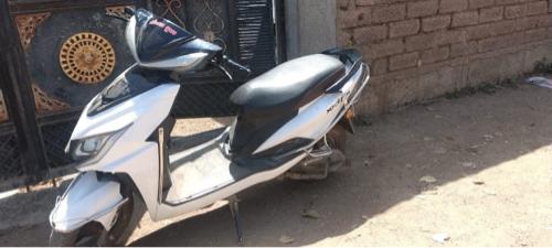 વેચવાનું છે