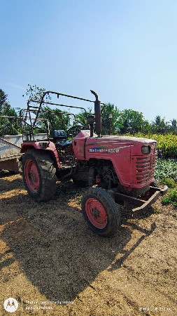 ટ્રેકટર વેચવાનું છે