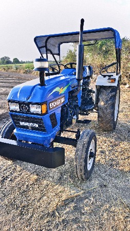 ટ્રેક્ટર વેચવાનું છે