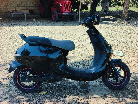 ઇલેક્ટ્રિક સ્કૂટર વેચવાનું છે