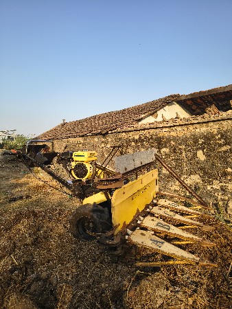 રિપર વાઢવાનું મશીન