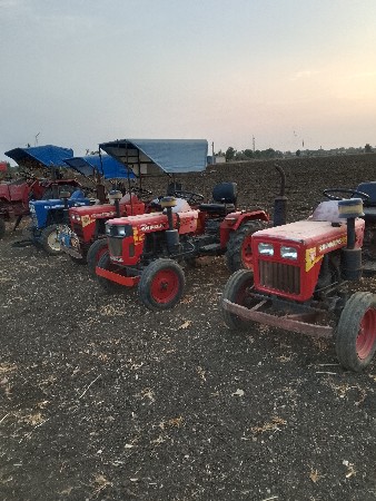 યુવરાજ 215