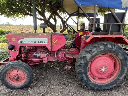 બેટરી નવી નાખેલ છે