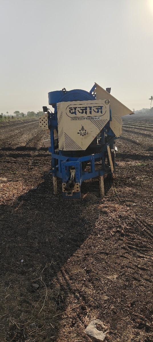 થેસર બજાજ 3નું