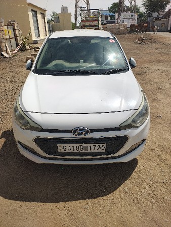 મોડલ 2017 નો ૧૧ મો મહિનો