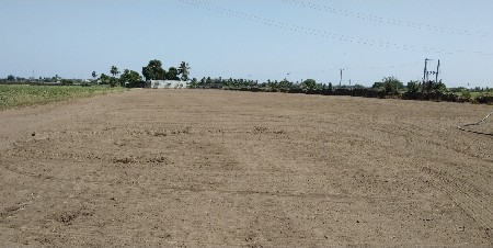 જમીન વેચવાની છે