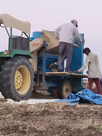 થેશર વેચવાનું છે