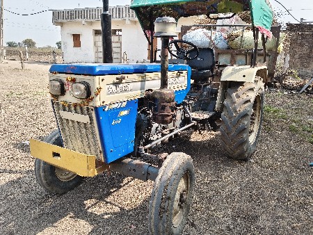 ટ્રેક્ટર અને ટોલી બંને