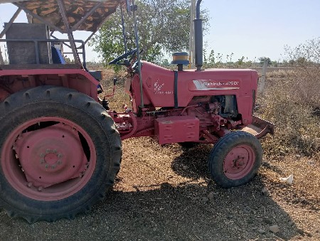 આ ટ્રેક્ટર વેચવાનું છે  મોડલ 2017