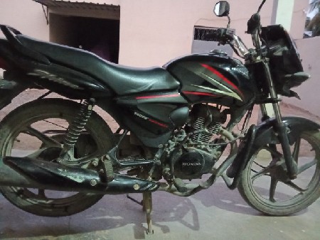 સાઈન વેચવાની છે 2014 મોડલ