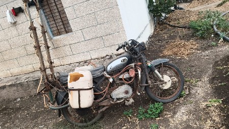 રાજદુત વેચવાની છે.