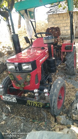 યુવરાજ 215