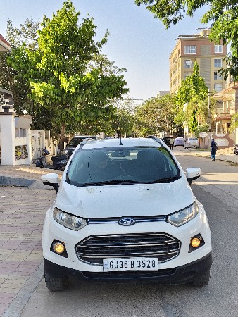 Ecosport titanium plus top model