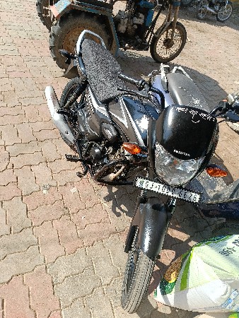 આ ગાડિ વેંચવા ની છે