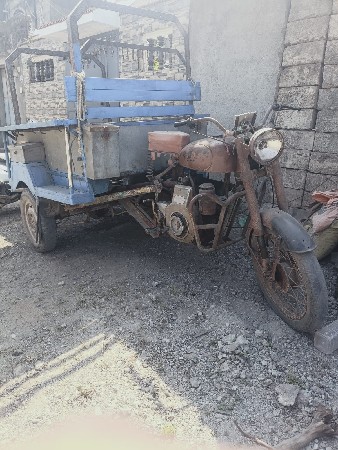 રીક્ષા વેચવાની છે