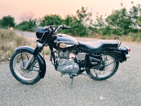 સ્ટાન્ડર્ડ બુલેટ વેચવાનું છે