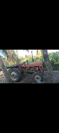 ટ્રેક્ટર વેચવાનું છે