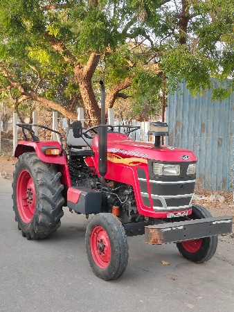 મહિન્દ્રા યુવો