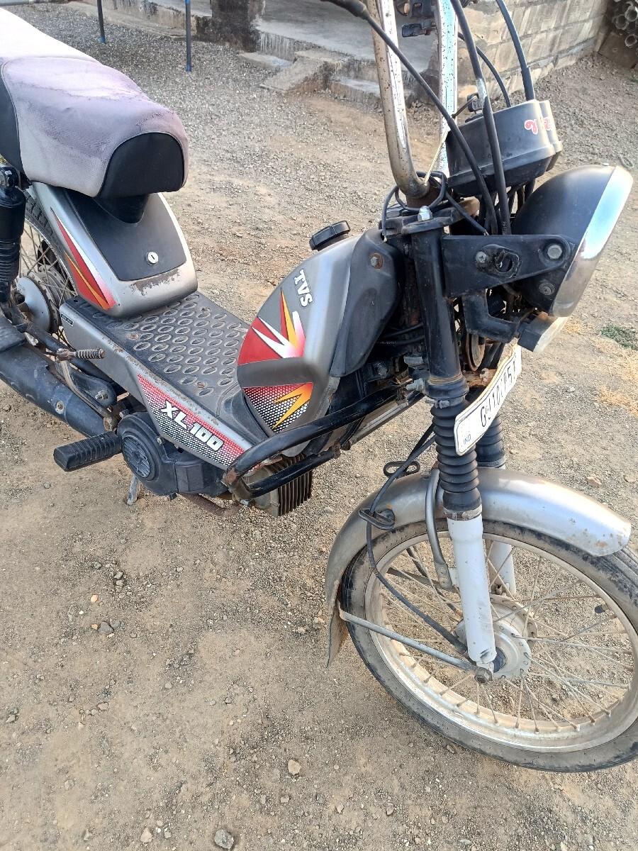 tvs xl100 વેચવાનું છે