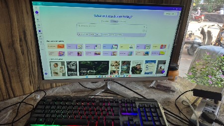 HP. t5 6th GEN
8GB  Ram
256 gm