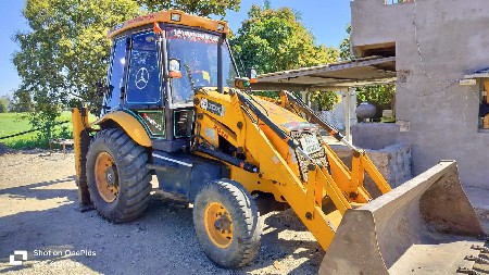 જેસીબી વેચવાનું છે