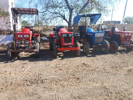 યુવરાજ eicher તથા mahindra