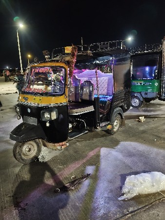 રીક્ષા વેચવાની છે