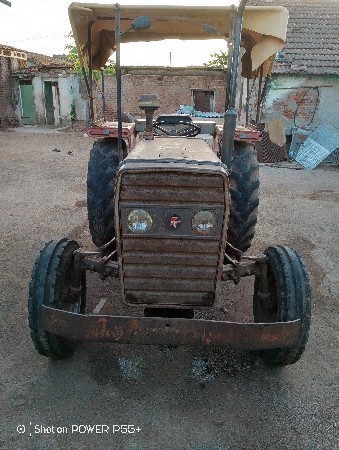 ટ્રેકટર વેચવાનું છે