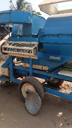 બજાજ થેસર