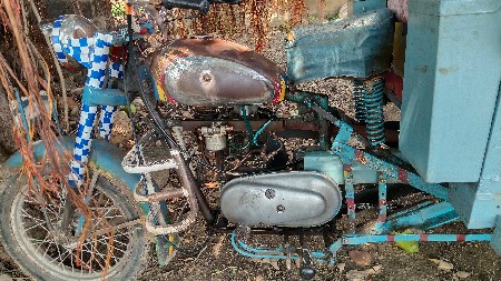 રીક્ષા વેચવાની છે