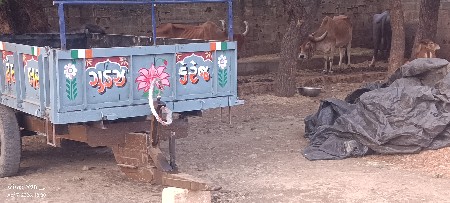 ટોલી વેચવાની ફોરવીલ