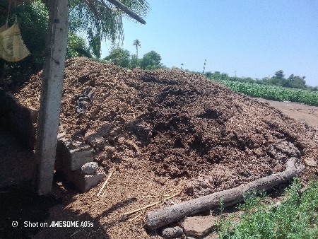 છાણીયુ ખાતર વેચવાનું છે