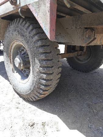 ટેલર વેચવાનુ છૅ