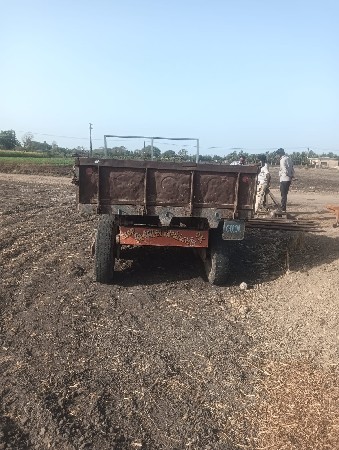 જય સીતારામ નું ફોરવીલ ટેલર વેચવાનું